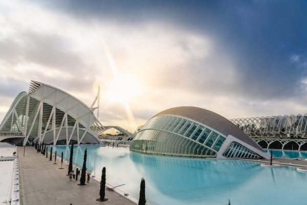 Coach tours to Europe from Spain. Visit the Oceanographic of Valencia with an English-speaking guide.