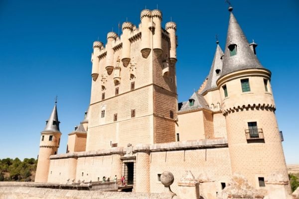 Rundreisen durch Spanien. Besuch von Segovia mit Stadtführer