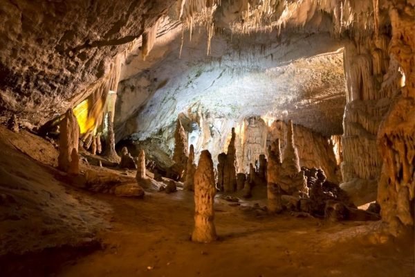 Vacaciones a la Peninsula Balcanica - Visitar la Cueva de Postojna en Eslovenia
