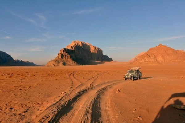 Tours a Medio Oriente - Visitar el Desierto Wadi Rum en Jordania