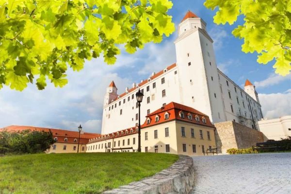 Circuitos a Europa - Visitar Bratislava Eslovaquia con guía