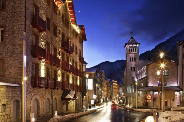 Viajes a Europa con guías en español. Visitar Andorra