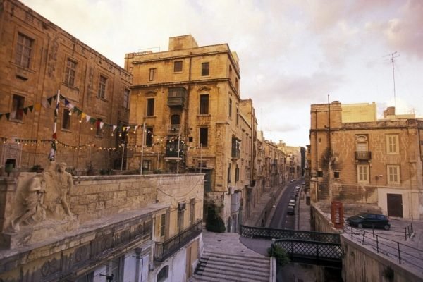 Vacaciones a Europa. Visitar Malta con guía en español.