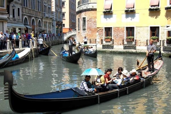 Paquetes a Europa con guía en español. Viajes a Venecia e Italia